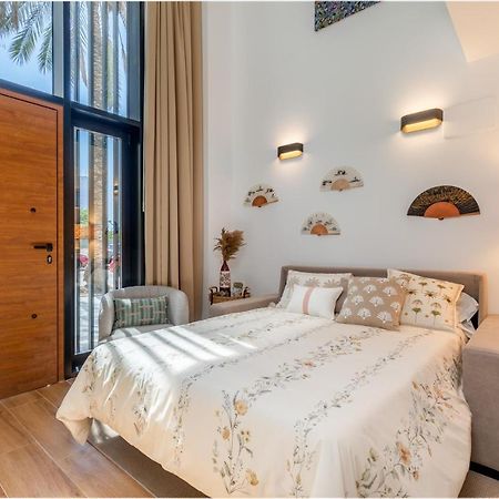 Apartup Opera Loft Love Valenza Esterno foto