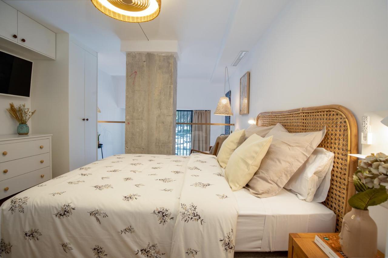 Apartup Opera Loft Love Valenza Esterno foto