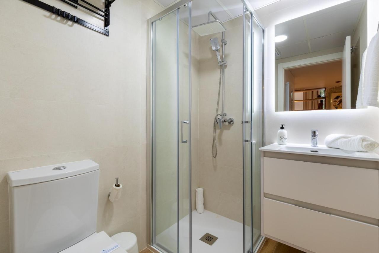Apartup Opera Loft Love Valenza Esterno foto