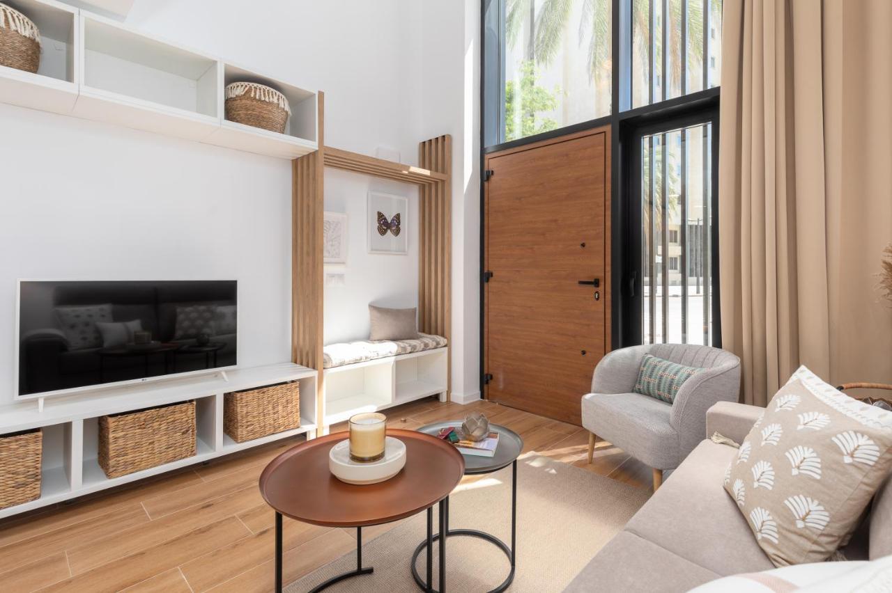 Apartup Opera Loft Love Valenza Esterno foto
