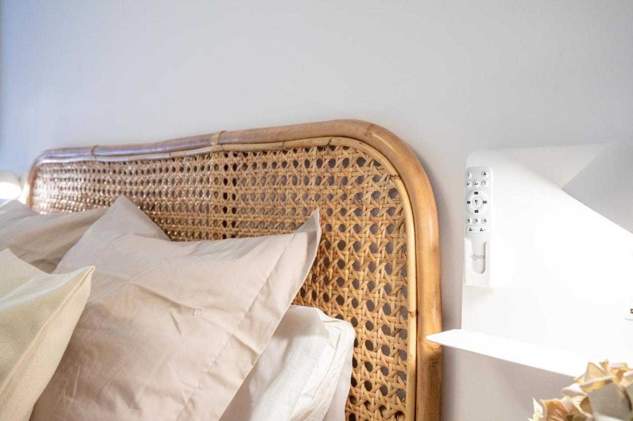 Apartup Opera Loft Love Valenza Esterno foto